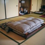 Le futon japonais : tradition et confort pour un sommeil naturel